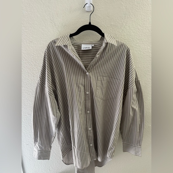 LMND Oversized Long Sleeve Striped Button Down Size L Fall Layer Spring Capsule - Picture 2 of 5
